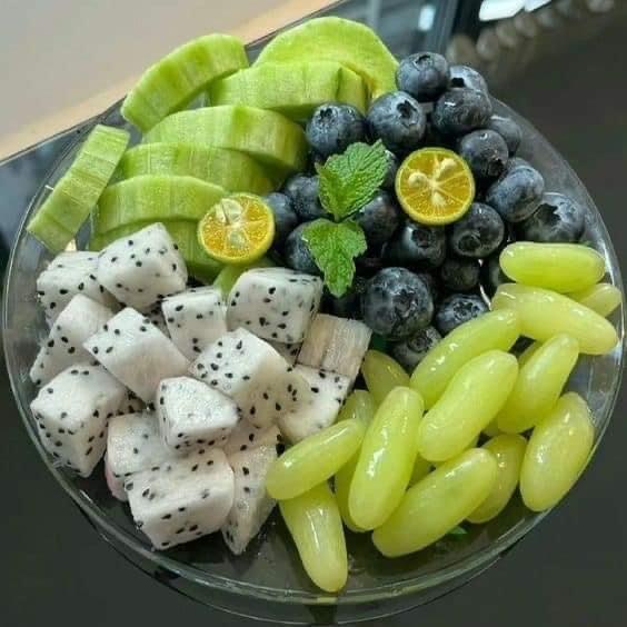 Verdant Variety Berry & Veg Assortment